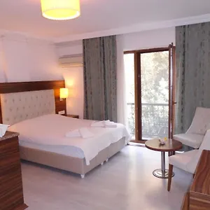 3* Apartahotel House